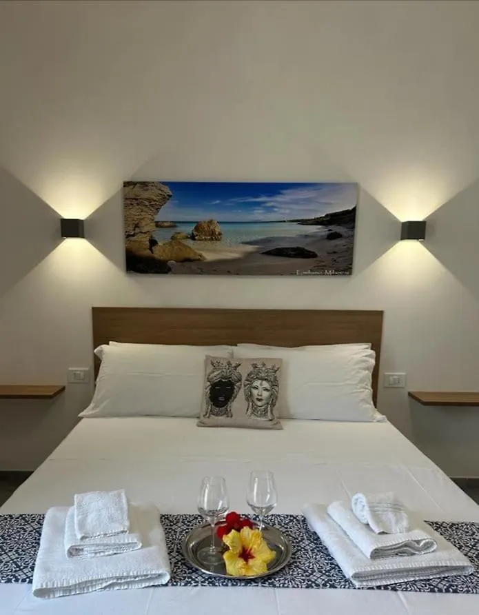 Calafato Guest House فافينانا 0*,